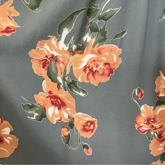 2/$30 Alice Blue Sleeveless Blouse Top Floral Blue and Tan/ Cream SZ XSP - Picture 3 of 10